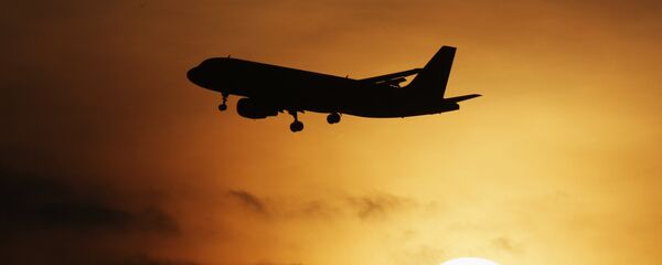 Самолет Airbus-320