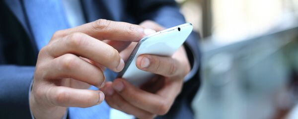 Мобильный телефон