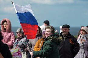 Участники праздничных мероприятий в Севастополе