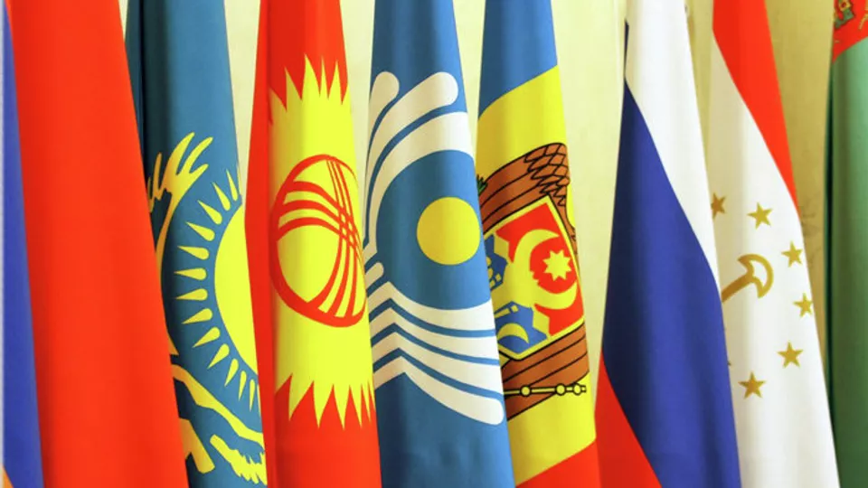 Флаги государств СНГ 