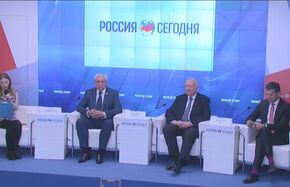 Пресс-конференция по итогам визита в Крым делегации бизнесменов и политиков из Германии и Австрии