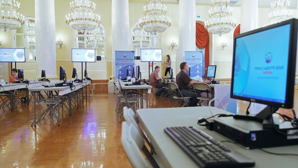 Городской пресс-центр чемпионата мира по футболу FIFA 2018 в Колонном зале Дома Союзов в Москве