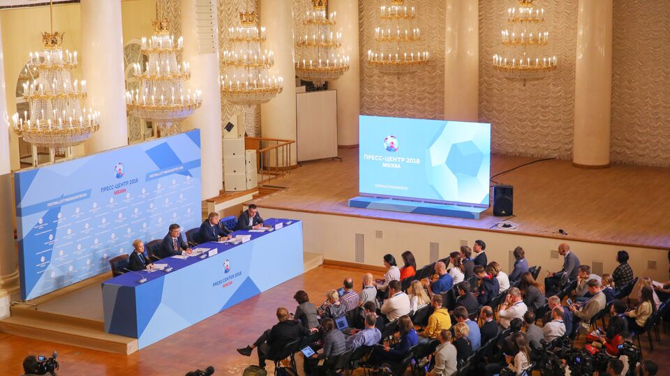 Городской пресс-центр чемпионата мира по футболу FIFA 2018 в Колонном зале Дома Союзов в Москве