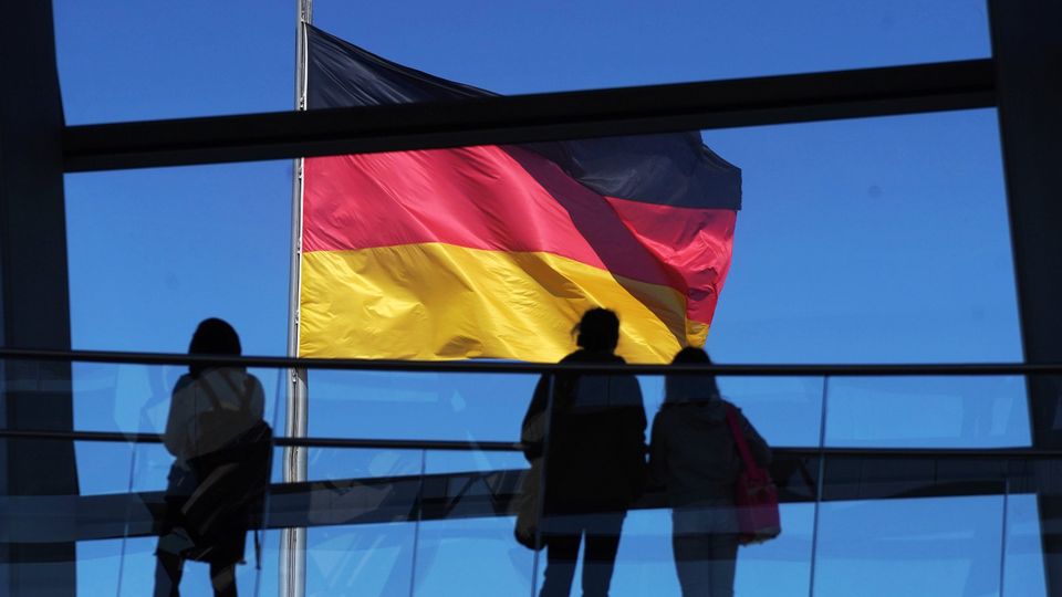 Флаг Германии на здании Рейхстага