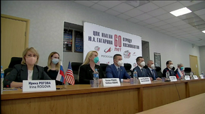 Предполетная онлайн-видеоконференция основного и дублирующего экипажей длительной экспедиции МКС-64