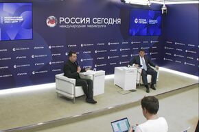Пресс-конференция заместителя Министра строительства и ЖКХ РФ Юрия Гордеева